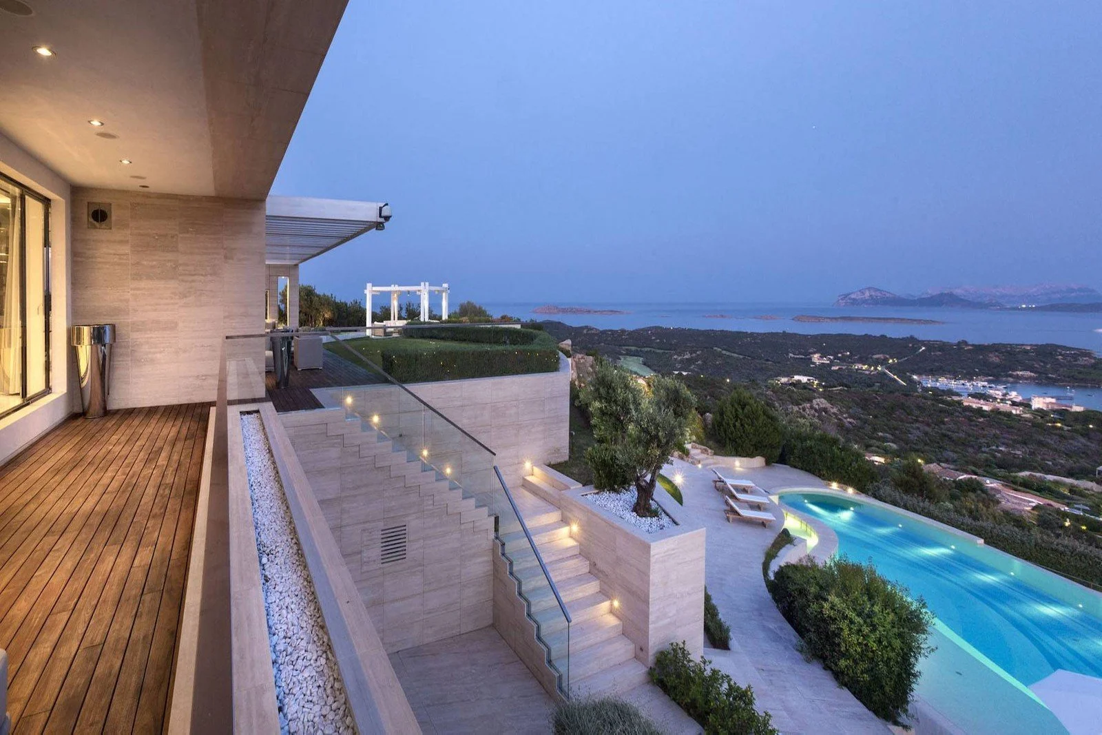 Contemporary Villa on the Costa Smeralda, Sardinia — Francis York